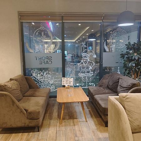 H.T Hotel Belgrad Zewnętrze zdjęcie