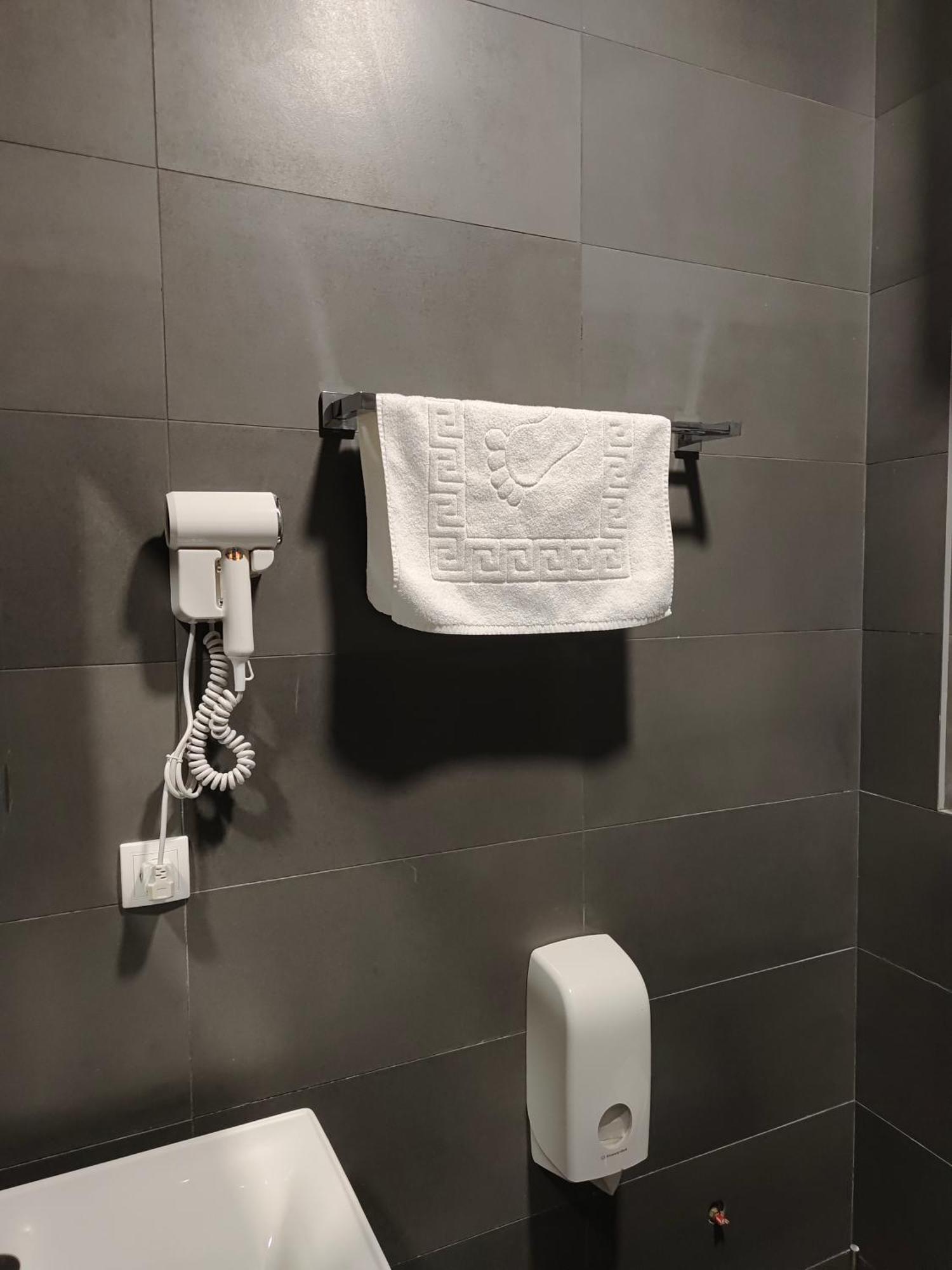 H.T Hotel Belgrad Zewnętrze zdjęcie