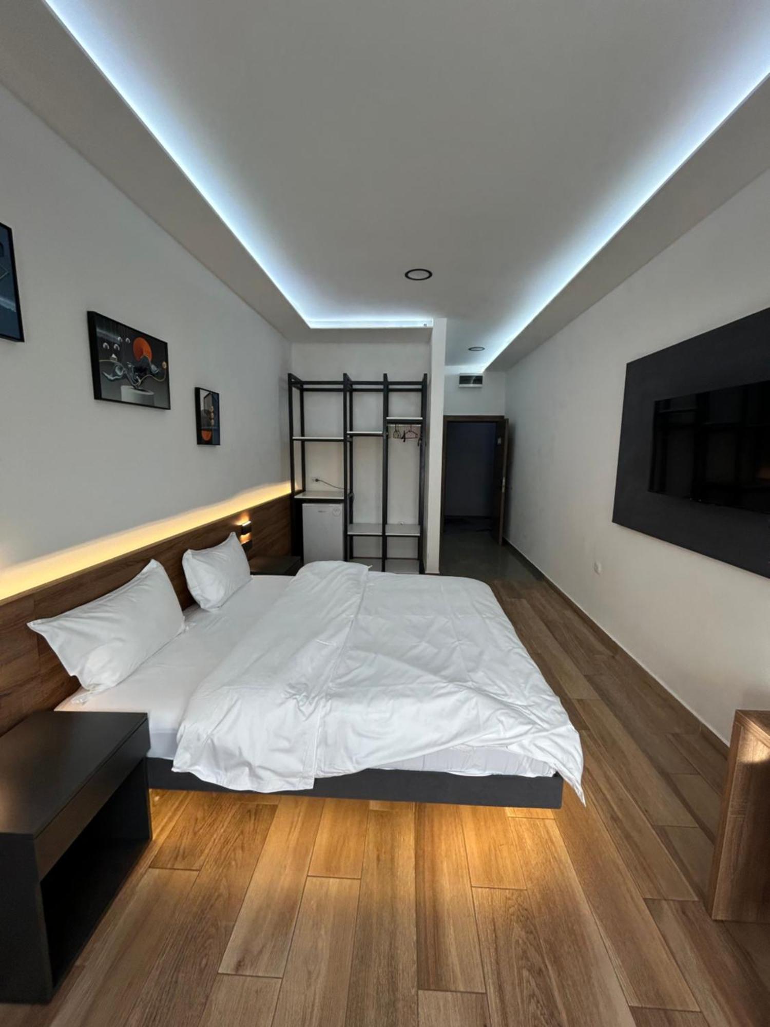 H.T Hotel Belgrad Zewnętrze zdjęcie